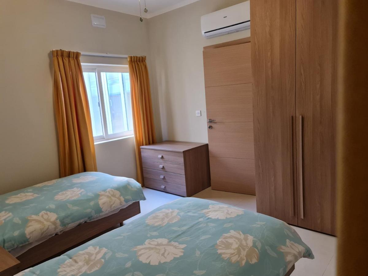 Appartement Sea Breeze à Zebbug  Extérieur photo